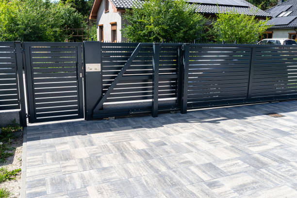 Best Affordable Driveway Paving  in Bloomingdale, FL